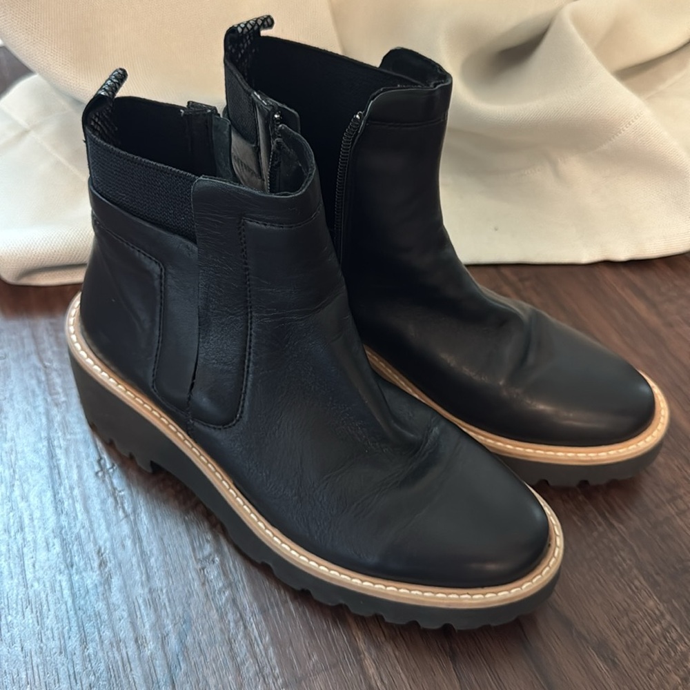 Black Leather Ankle Chelsea Boots - Picture 6 of 6
